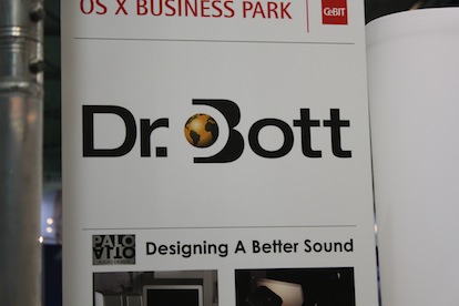 CeBIT 2011: gli speaker Cubik di Dr Bott