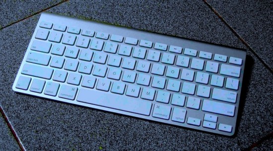 Wireless Keyboard retro illuminata presto in dotazione opzionale con i nuovi iMac! [RUMOR]