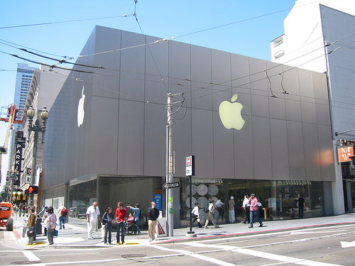 Un impiegato dello store di San Francisco vuole fondare il primo sindacato nella Apple