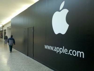 Apple Store aperti il 13 notte: in arrivo Lion e nuovi MacBook Air?