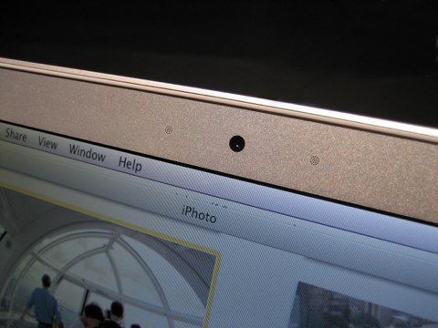I vecchi Mac con iSight potrebbero essere usati per spiarci