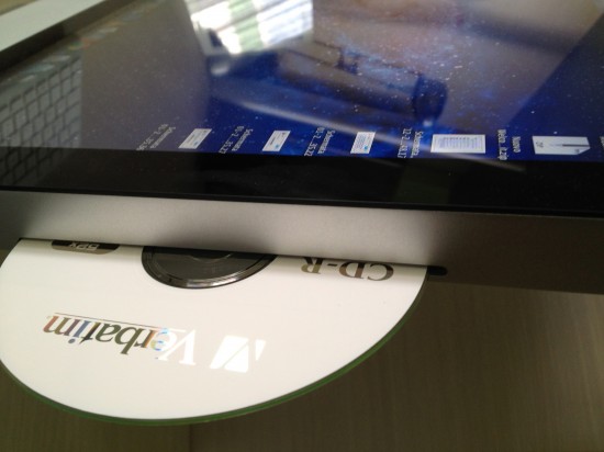Tutorial: come rimuovere forzatamente un CD o un DVD bloccato in un iMac