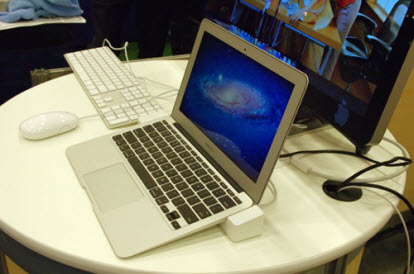 InfiniWing propone la sua dock per MacBook Air ed è subito un successo!