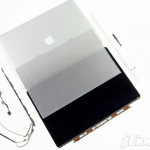 iFixit smonta il Retina display del nuovo MacBook Pro e lo definisce una “meraviglia dell’ingegneria”