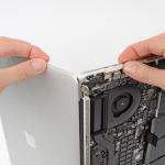 Volete riparare da soli i vostro MacBook Pro Retina? iFixit vi fornisce la guida… ma non è così semplice