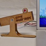 Super Angry Birds, una fionda USB perfetta per lanciare su Mac gli uccellini arrabbiati