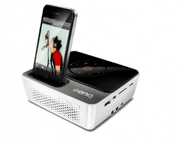 BenQ presenta il videoproiettore per iPhone che si interfaccia con il Mac