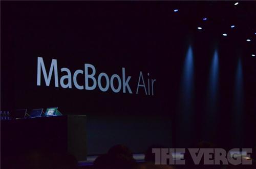 Apple presenta i nuovi MacBook Air: incredibile autonomia!