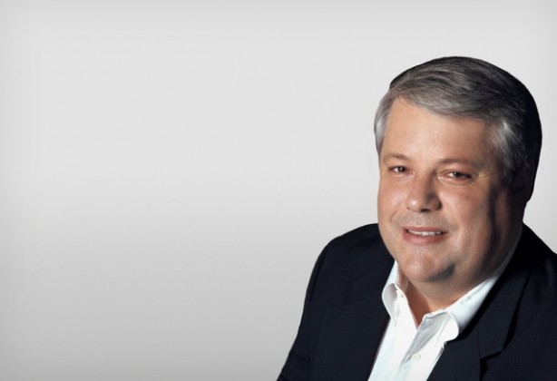 Si ritira il CFO di Apple Peter Oppenheimer, al suo posto l’italiano Luca Maestri