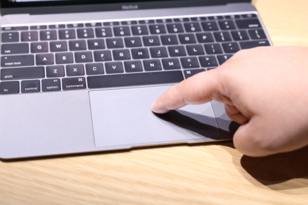 Come funziona il trackpad dei nuovi MacBook?