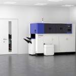 Epson presenta il primo sistema al mondo per creare carta riciclata pronta all’uso direttamente in ufficio