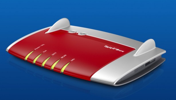 Disponibile il nuovo FRITZ!Box 7430 a tripla connessione per Internet ultra veloce e servizi di telefonia integrati