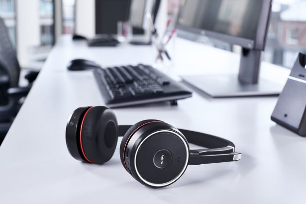 Jabra Evolve 75, nuove cuffie business compatibili con Mac