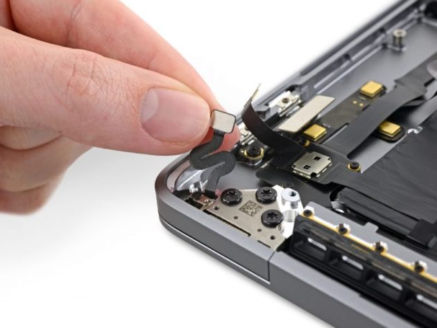 Il MacBook Pro 16 ha un inedito sensore di chiusura