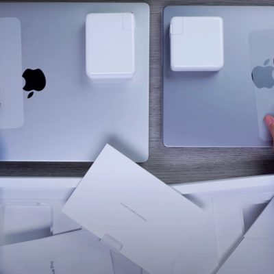 Adesivi Apple neri nelle confezioni dei nuovi MacBook Pro