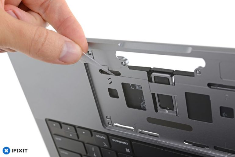 macbook pro 2021 batteria