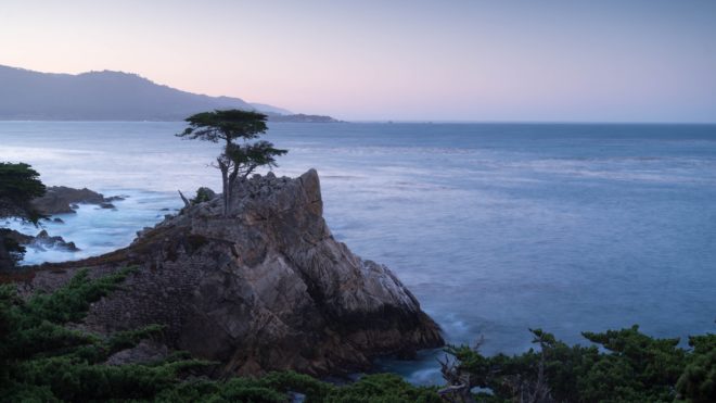 Tre amici hanno creato lo sfondo fotografico assente in macOS Monterey