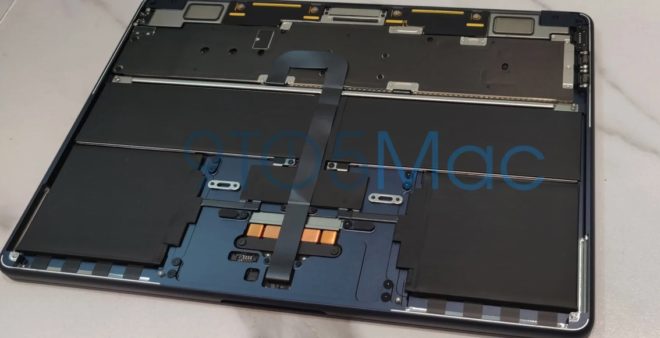 MacBook Air M2, ecco la prima foto degli interni